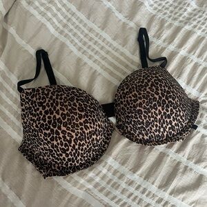 Excellent condition VS leopard push up bra